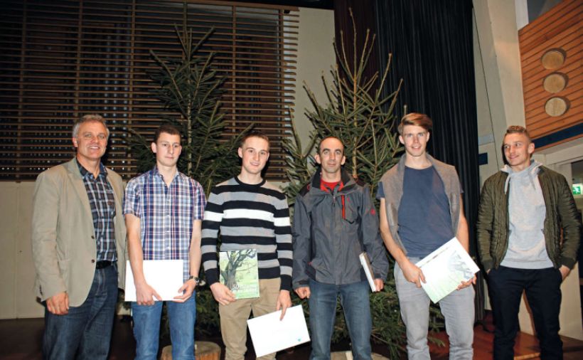 Vier Schreiner sind unter den ausgezeichneten Lernenden
