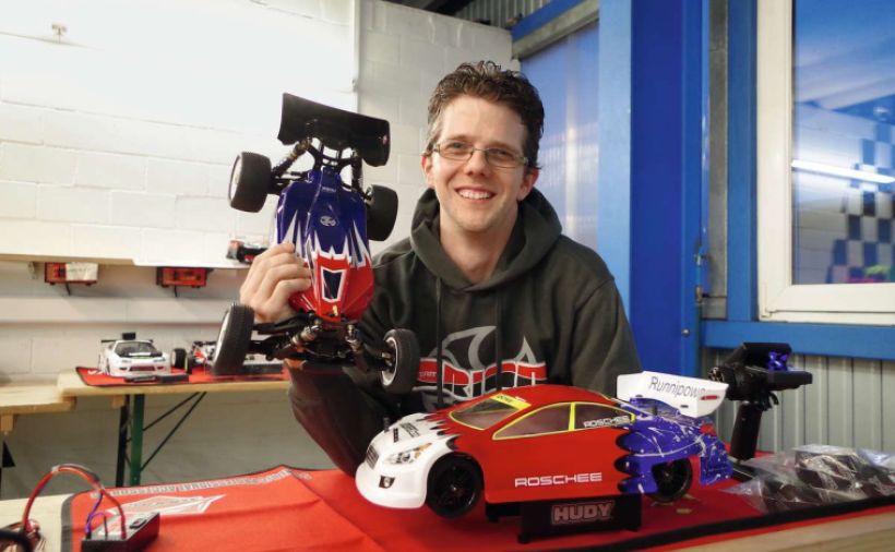 Miniautos in Tüftlerhänden