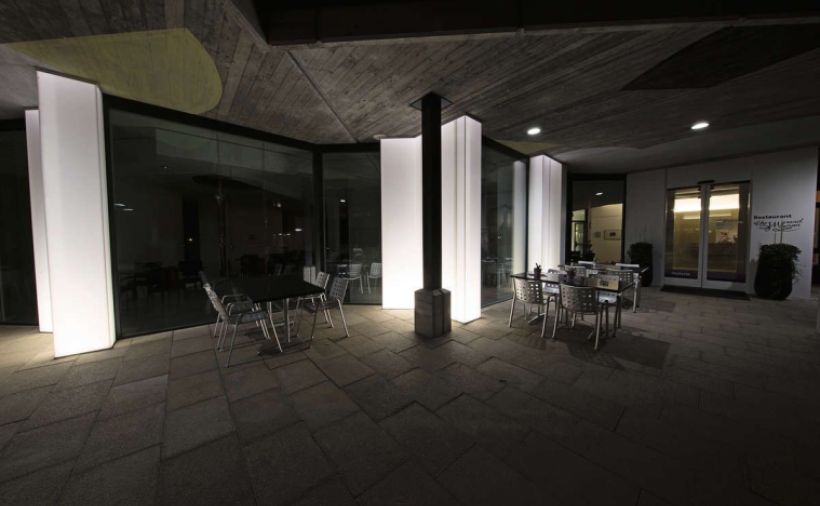 Leuchtende Skulpturen