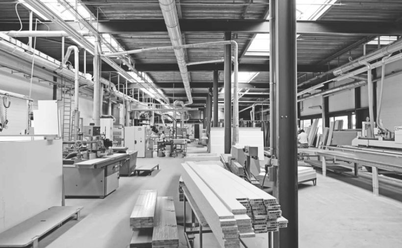 Make or buy: Outsourcing bei Schreinereien