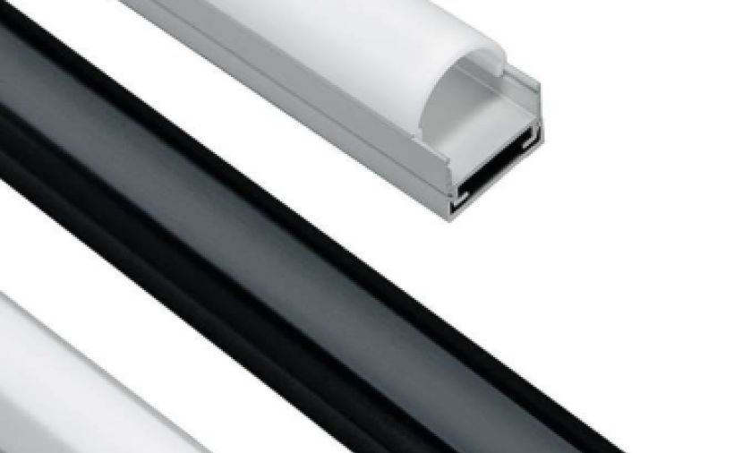 Durchgehend schwarze Leuchte