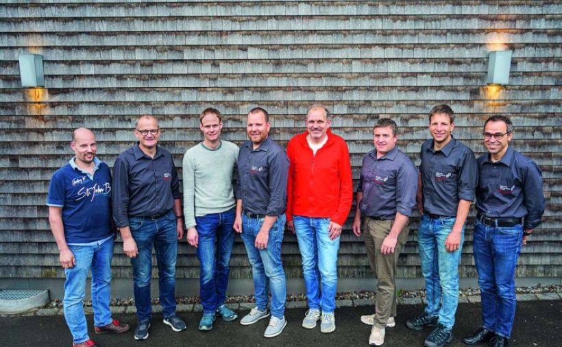 Zwischen Maschine und Handwerk