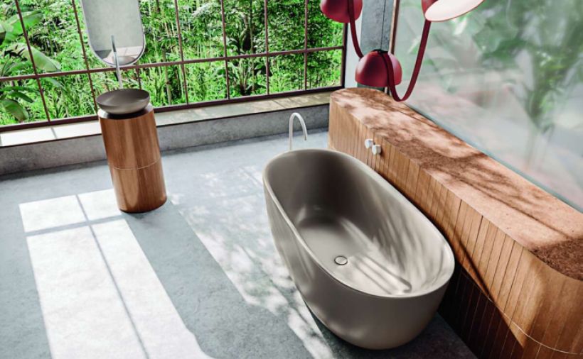 Badewanne für kleine und grosse Bäder