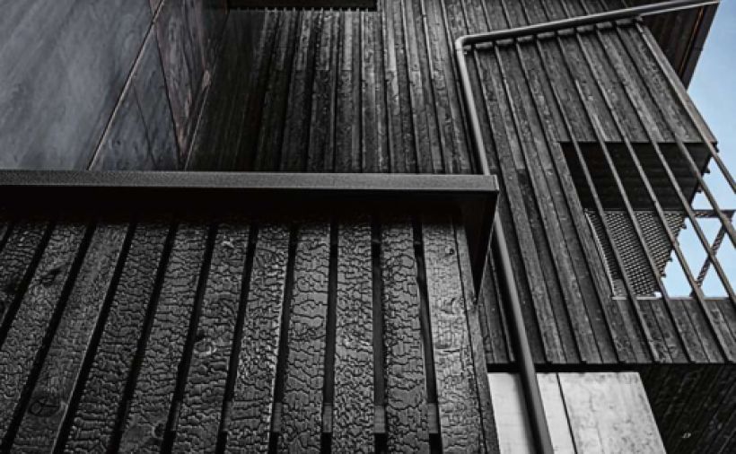 Karbonisieren von Holzflächen