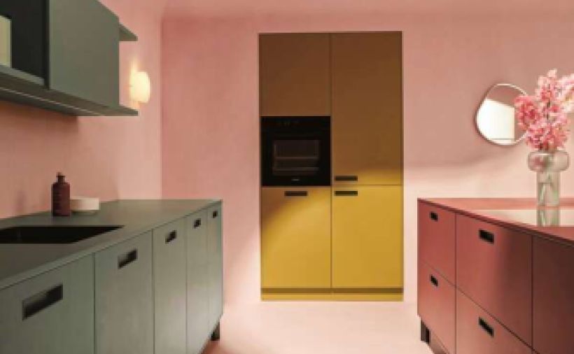 Industrieller Massanzug für Möbel