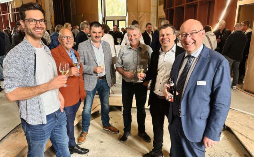 Schreiner rücken noch näher zusammen