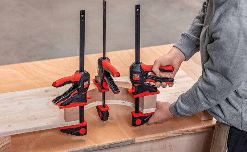 Eine um 360° drehbare Griffeinheit