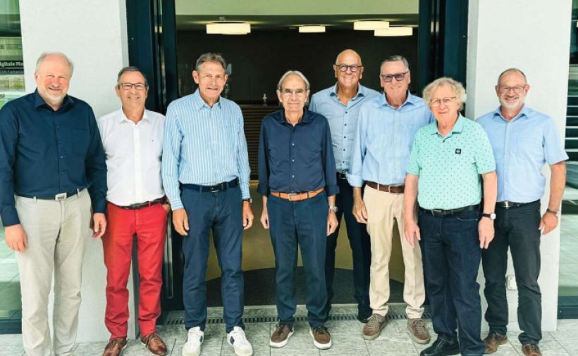 Kritischer Blick auf den Zentralsitz