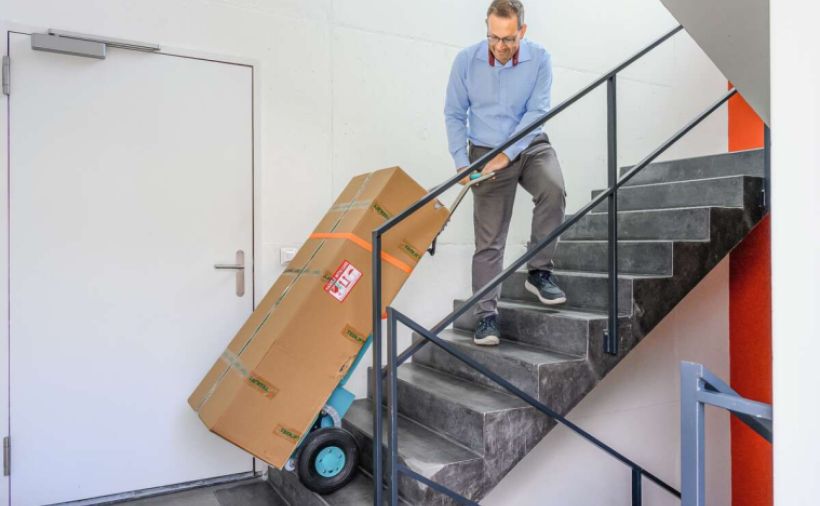 Allein in die oberen Stockwerke