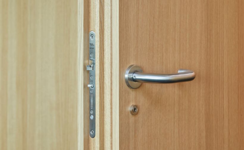 Türen sicher ohne Schlüssel verriegeln